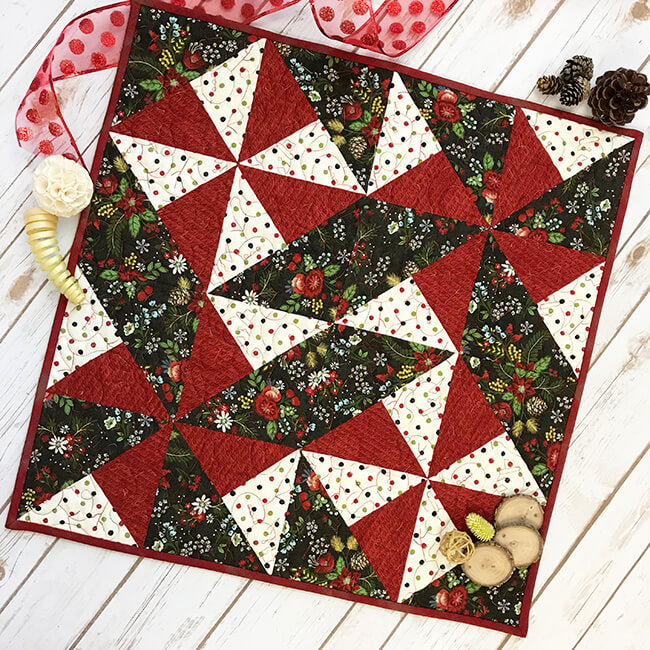 Easy Mint Table Topper Quilt Pattern