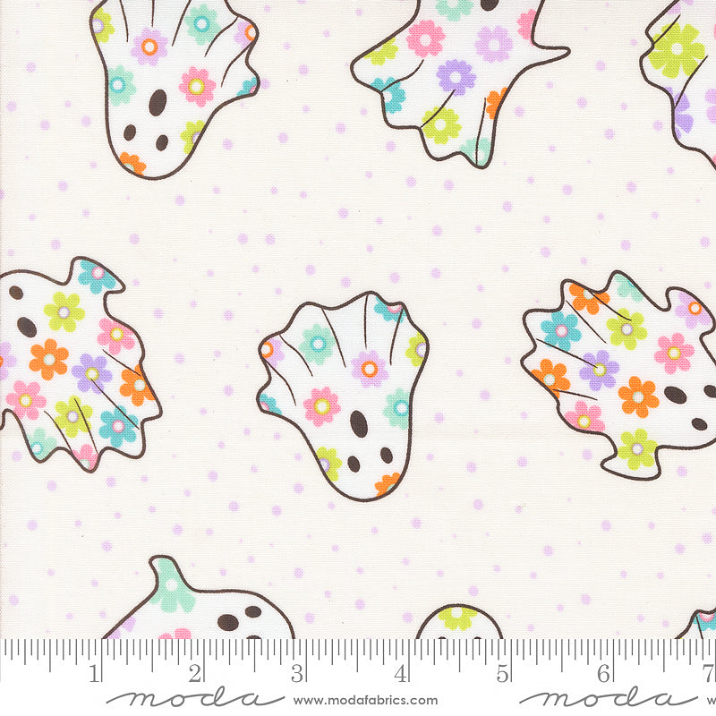 Fab-Boo-Lous Dancing Ghosts Ghostly