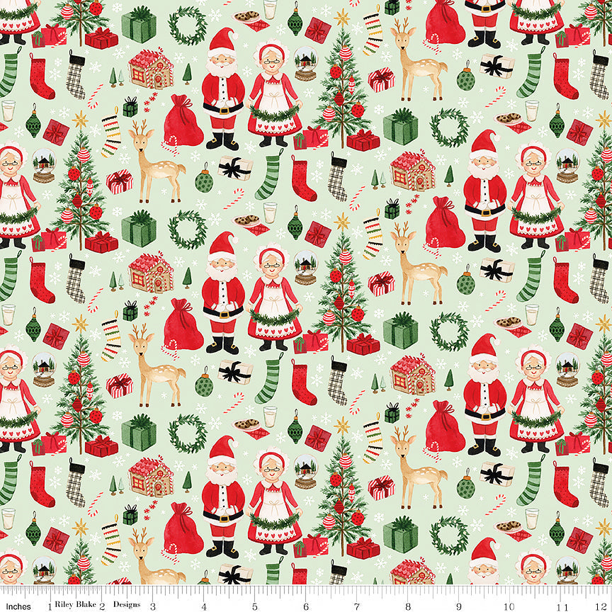 Charming Christmas Santa & Mrs. Claus Mint
